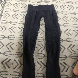 Ribbed leggings